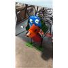 Image 2 : 2 METAL DOG YARD ART PIECES 22"H