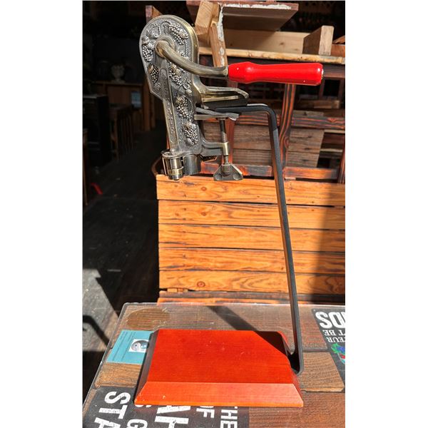 Estate Table Top Wine Opener w/ Wooden Base 7" x 22.5"H