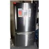 Image 2 : LG LRDCS2603S/01 Bottom Freezer Refrigerator