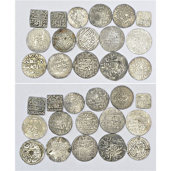Large Lots: A group of 16 Sultanate silver coins