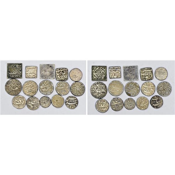 Large Lots: A group of 15 Mughal silver coins