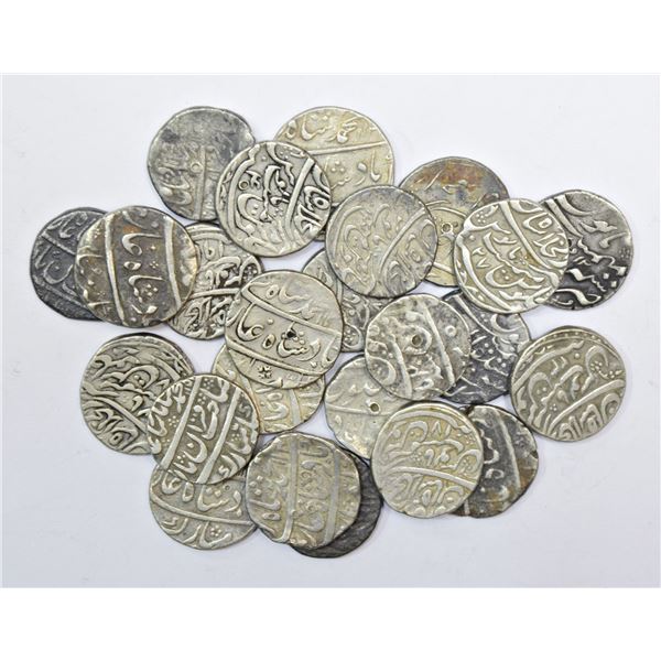 Large Lots: A group of 24 Muhammad Shah silver rupee