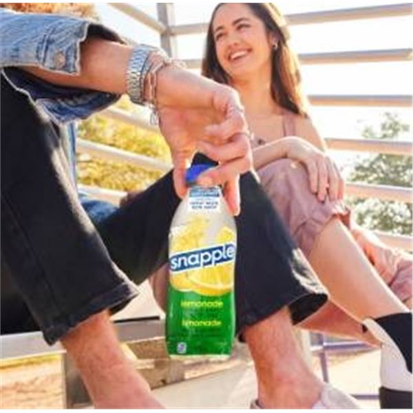 Snapple Lemonade Fruit Beverage - 12 Bottles, 16 Fl Oz Each