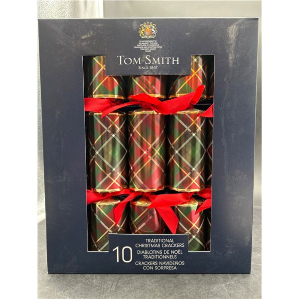 Tom Smith Traditional Christmas Crackers (Set of 10)