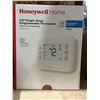 Image 2 : Honeywell Home X2P Single-Stage Programmable Thermostat, Model RTH208