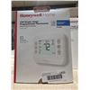 Image 2 : Honeywell Home RTH221B Single-Stage Programmable Thermostat