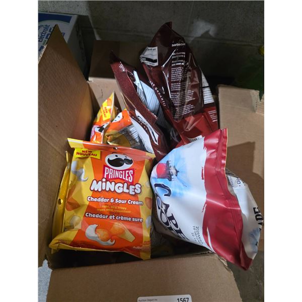 Snack Bags Including Pringles Mingles Cheddar and Sour Cream