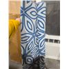 Image 3 : Blue and White Geometric Outdoor Rug
