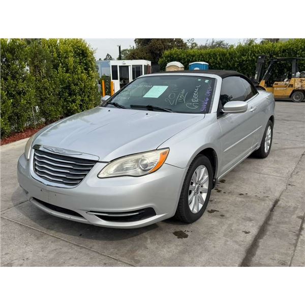 CHRY 200  2011 T-DON - SMOG