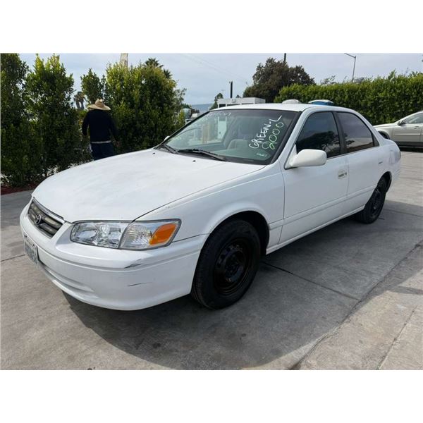 TOYT CAMRY 2000 T-DONATION