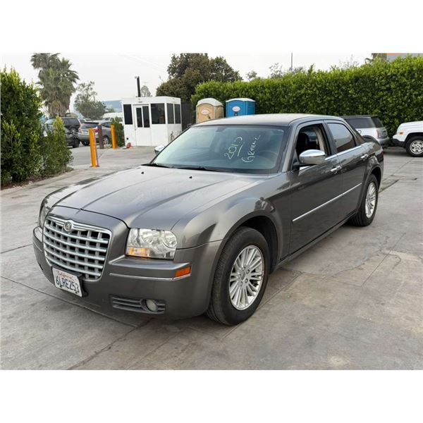 CHRY 300 2010 T-DONATION