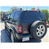 Image 4 : JEEP  LIBERTY 2005 T-DONATION