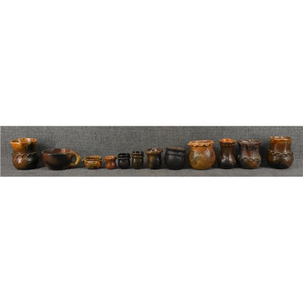 TWELVE NAVAJO POTTERY ITEMS
