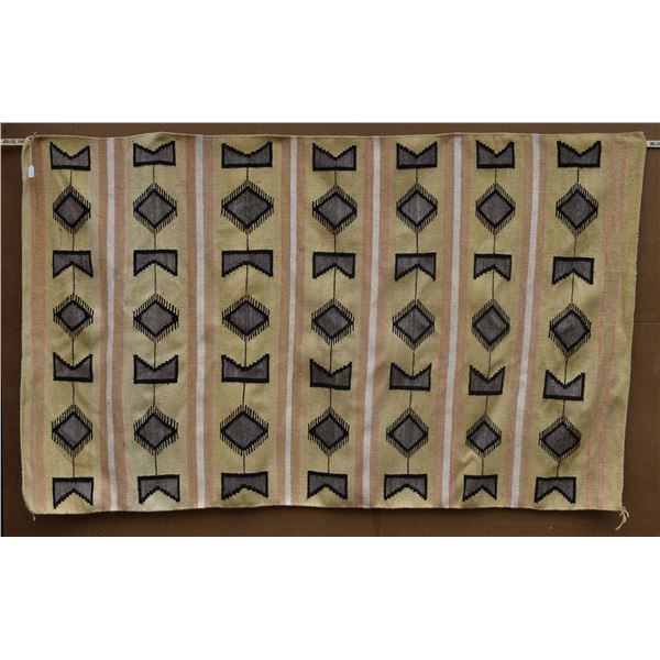 NAVAJO TEXTILE