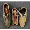 Image 3 : WOODLANDS DOLL CRADLE AND TWO SINGLE MOCCASINS