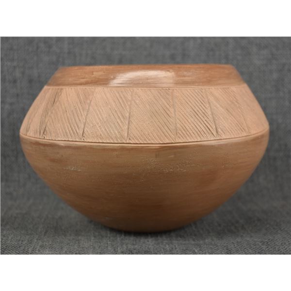 SAN JUAN POTTERY BOWL (DOMINGUITA NARANJO)