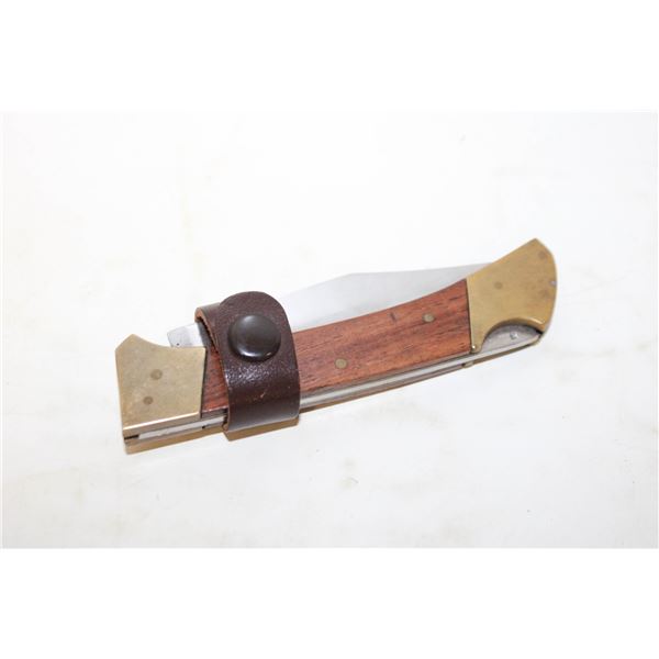 VINTAGE BOY SCOUTS KNIFE CLASP HOLDER  