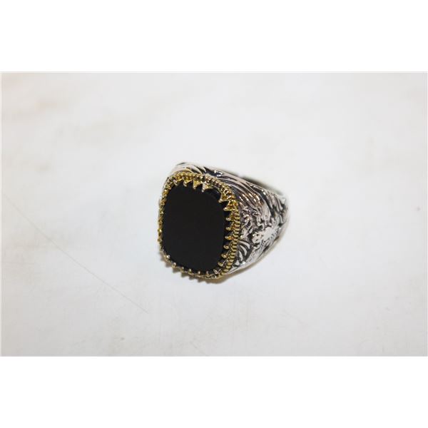 NEW MEN'S RING - SIZE 11
