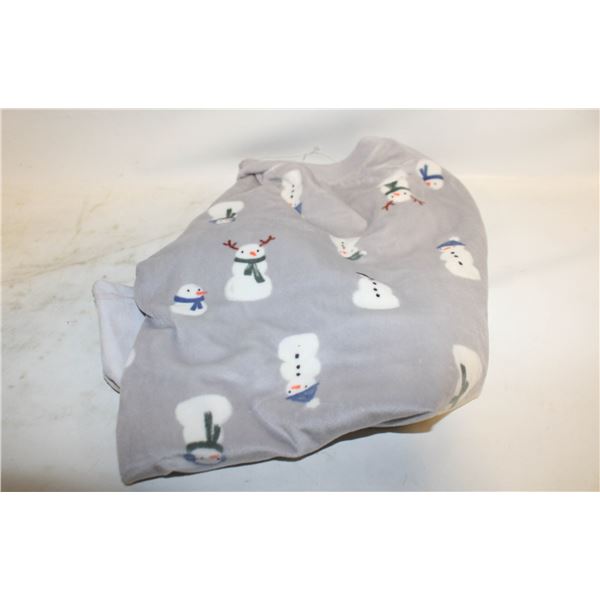 NEW CARTERS 6/6A SNOWMAN SHIRT