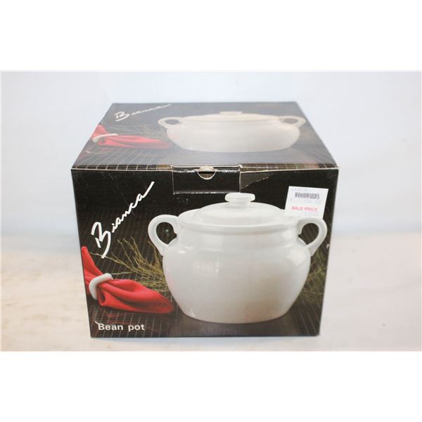 BIANCA CERAMIC BEAN POT IN BOX