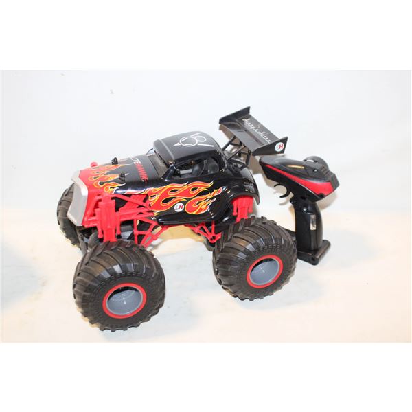 RC BIGFOOT MONSTER TRUCKS WITH CONTROLS