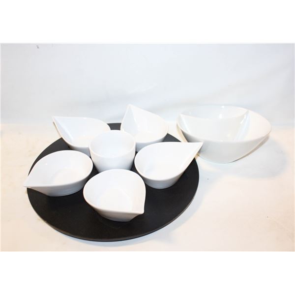 LOT OF PORCELAIN SERVER APERITIF BOWLS ON TURN