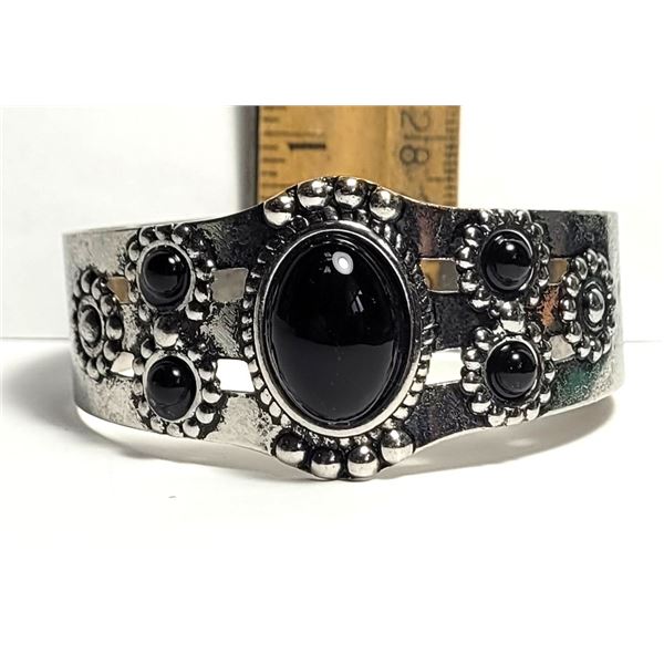 18)  SILVER TONE WITH BLACK ONYX LOOK