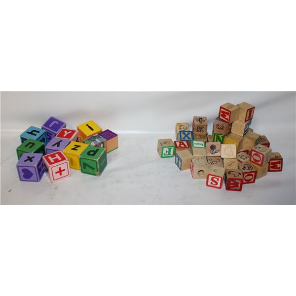 MELISSA & DOUG TURN & TELL WOODEN CLOCK &