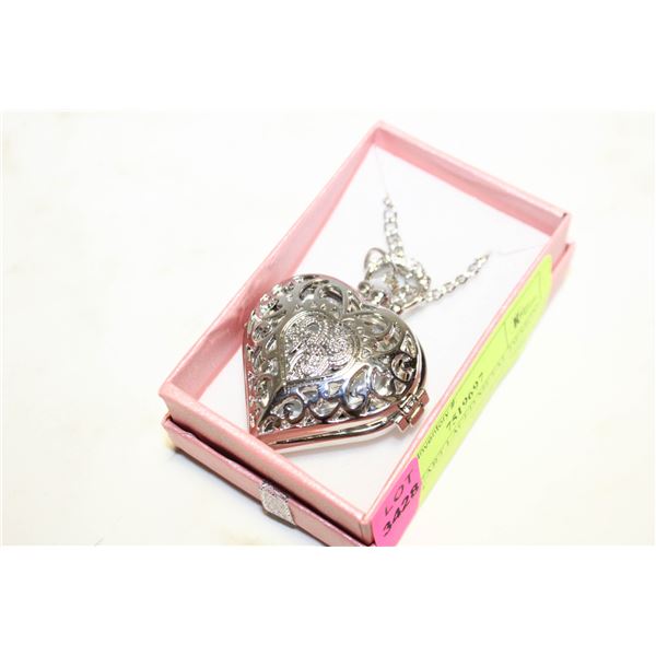 NEW HEART LACED METAL DESIGN LOCKET