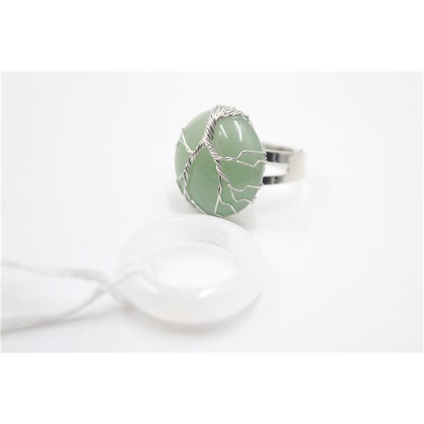 #237- NATURAL AVENTURINE & CLEAR QUARTZ  RING 2PCS