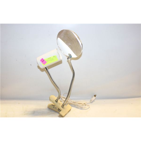 VINTAGE METAL PORTABLE CLAMP TABLE LAMP+MAGNIFIER