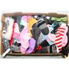 Image 1 : FLAT OF ASSORTED PET CLOTHING