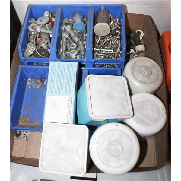 HARDWARE - ASSORTED LOT