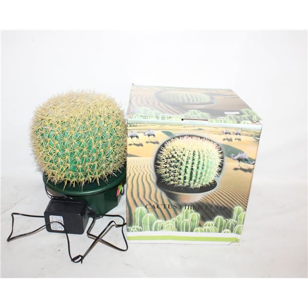 CACTUS LAMP