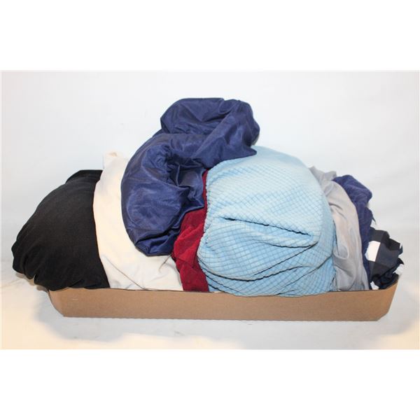 FLAT OF CHAIR AND SOFA COVERS