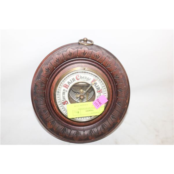 ANTIQUE ANEROID WEATHER BAROMETER 9"
