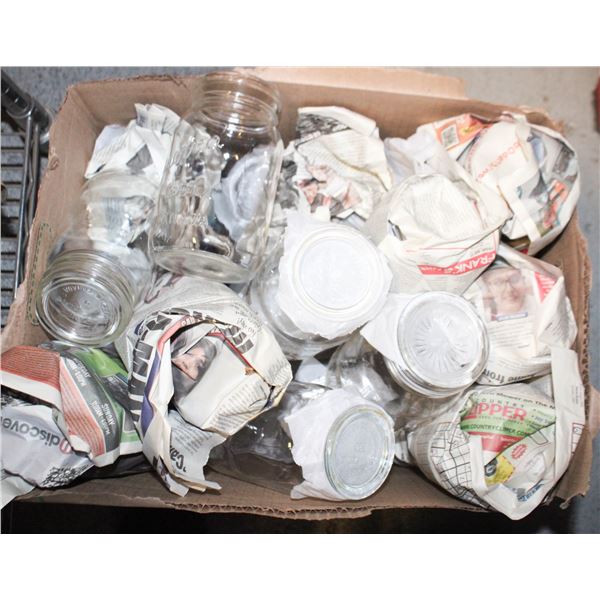 LOT OF VINTAGE GLASS CANNING JARS