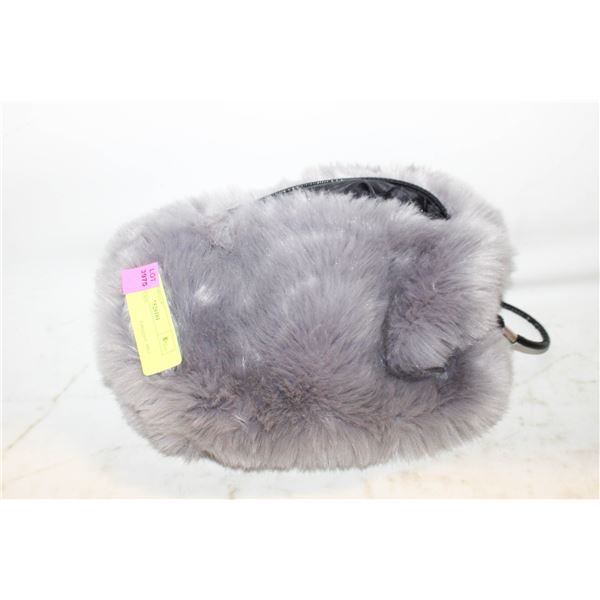 FUZZY PURSE