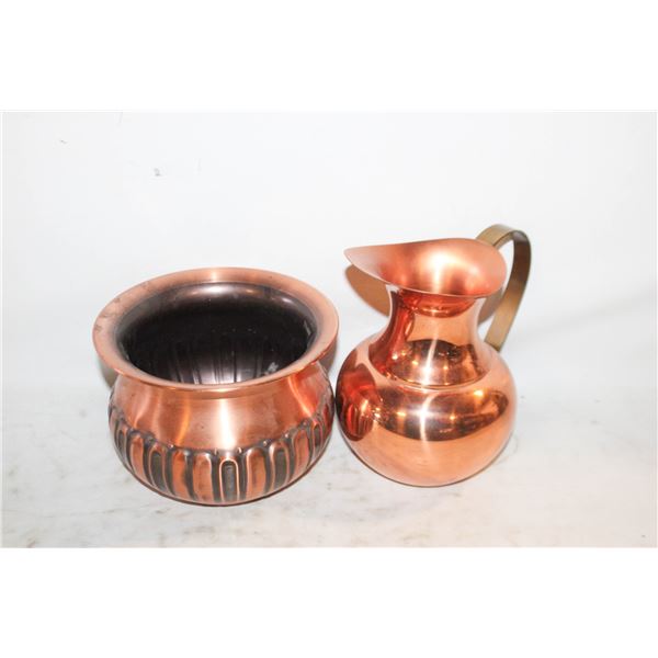 VINTAGE COPPER PITCHER & PLANTER POT