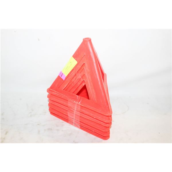 EMERGENCY 3 SIDED TRAFFIC CONES- SET OF 6