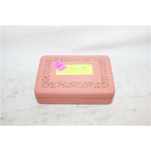 VINTAGE 1960 FARRINGTON TRAVEL JEWELLERY CASE