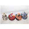 Image 1 : 4 ANIMAL THEMED RUBBER "DUCKIES"