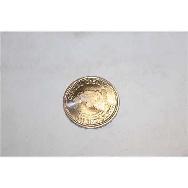 1982 U OF A HOSPITALS COMMEMORATIVE MEDALLION