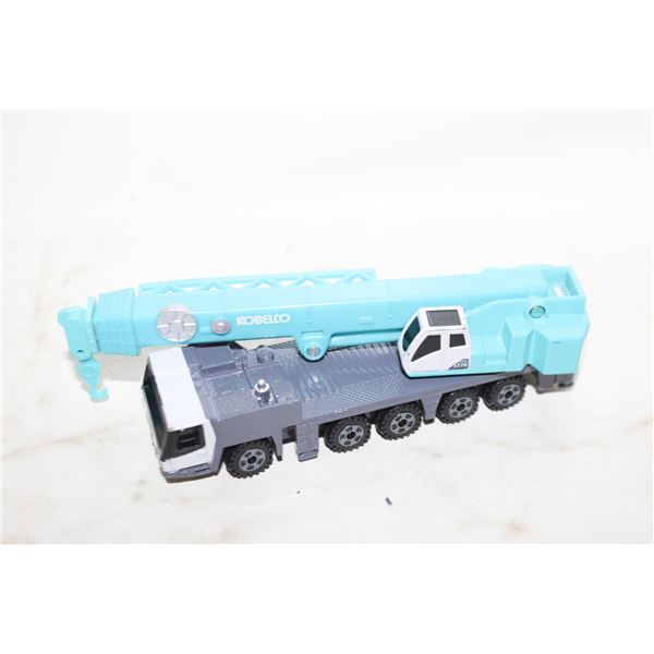 DIECAST METAL ALL TERRAIN CRANE, TOMIC,