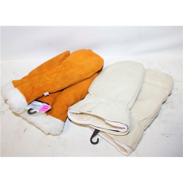 LOT OF LARGE MITTONS