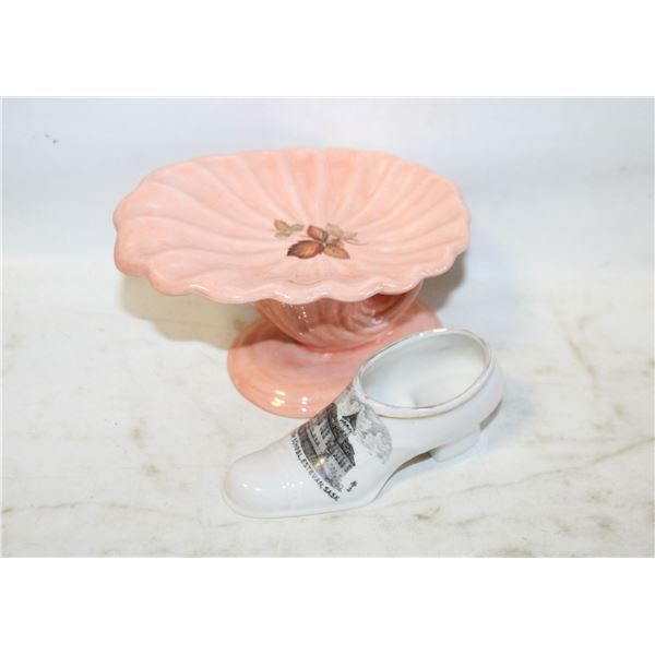 ELEVATED PORCELAIN SOAP DISH + PORCELAIN