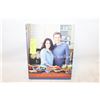Image 1 : "THE OZ FAMILY KITCHEN" LISA OZ HARDCOVER COOKBOOK