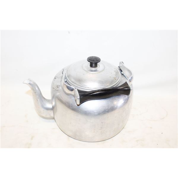 VINTAGE TEAPOT