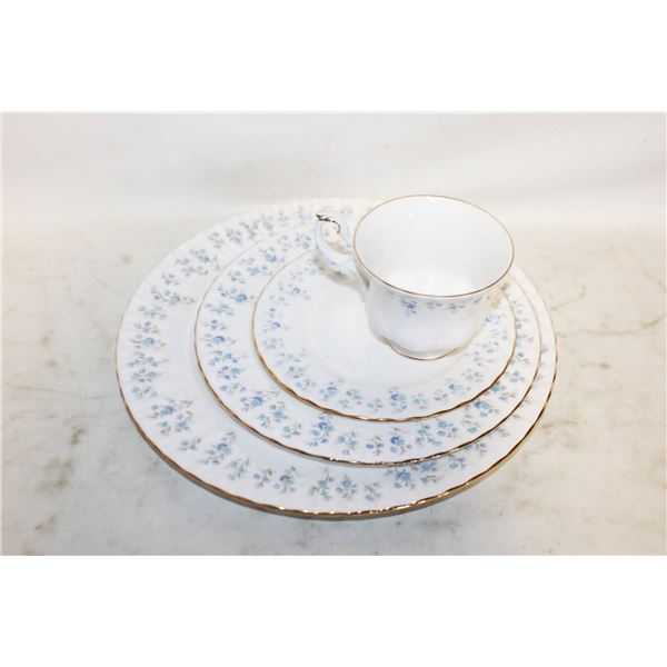 BONE CHINA ROYAL ALBERT MEMORY LANE
