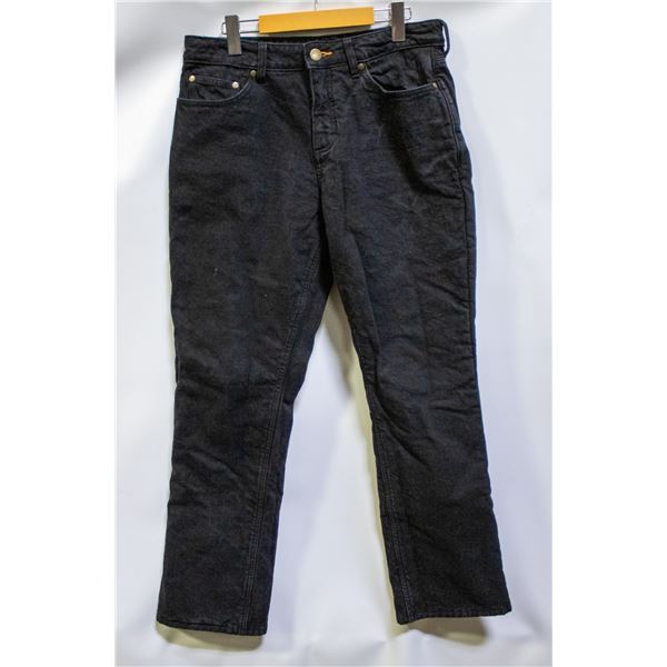 PAIR OF REALTREE FLEECE LINED JEANS 32 X 32